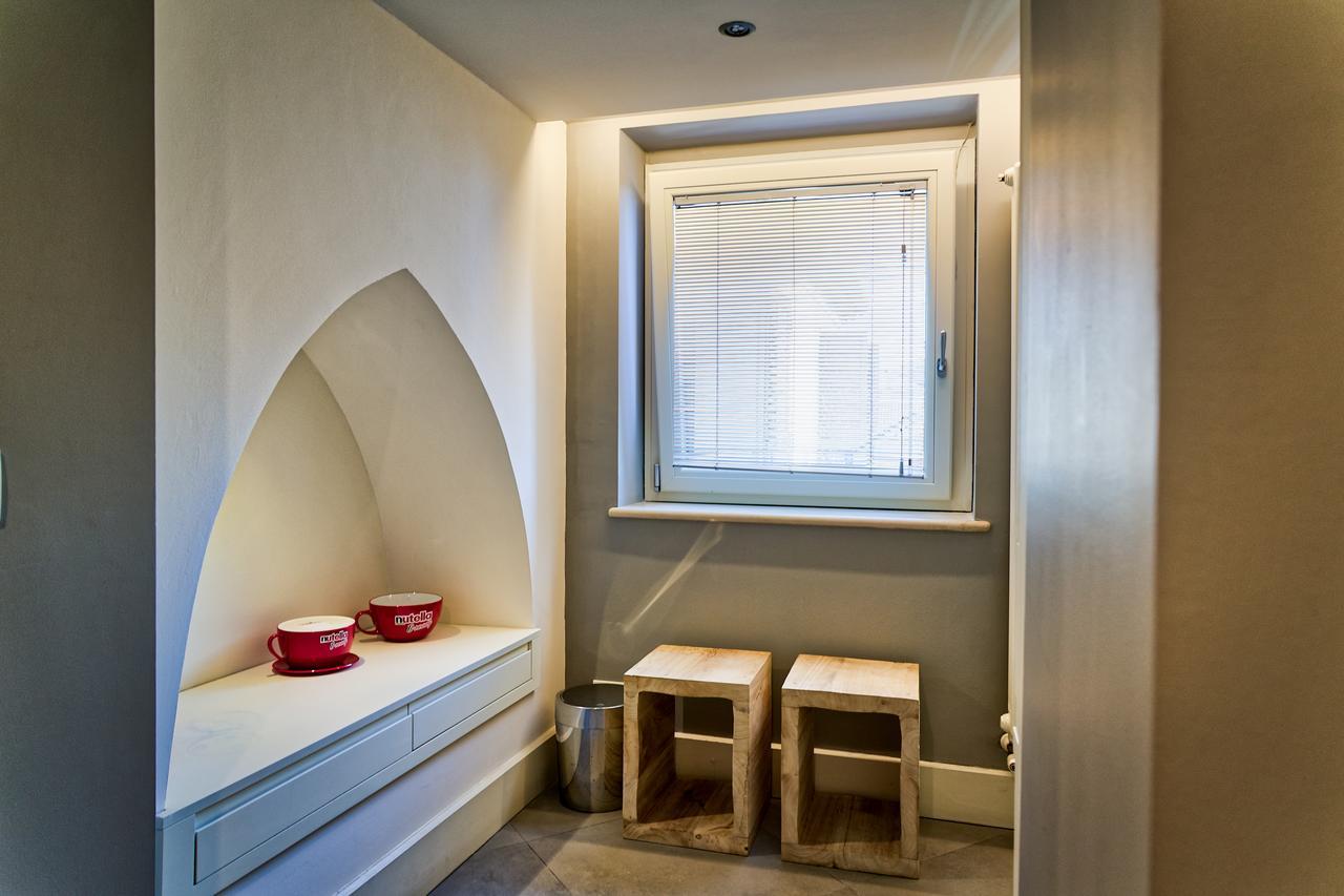Luxury Eden Apartment คาตาเนีย ภายนอก รูปภาพ